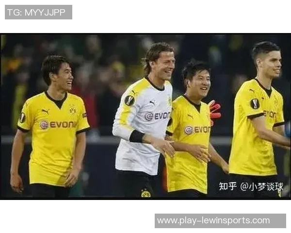 探索上海羽毛球队的崛起与力量在欧冠足球中的交融与启示