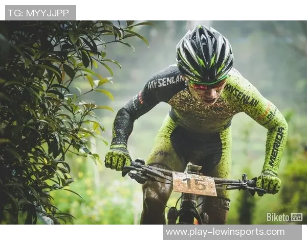 杨娜独家揭秘足球技巧与心得分享助你提升球技的秘诀实时数据